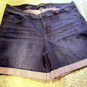 Liverpool “the WALKING JEAN”